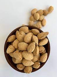 Badam (Almond)   بادام